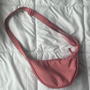 Uniqlo Round Mini Shoulder Bag